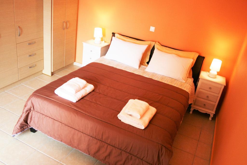 Lagoon View Apartments - Adults Only ลาสซี ภายนอก รูปภาพ
